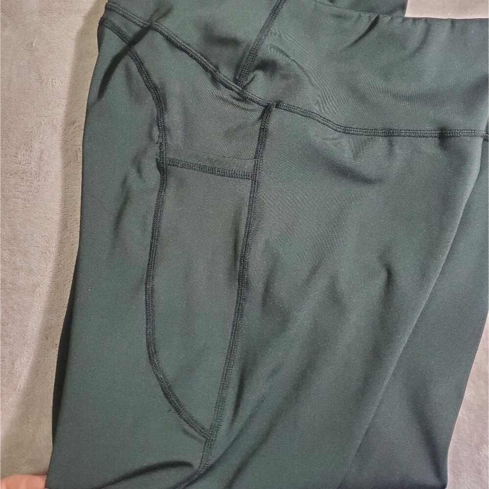 Raw Rolling Papers High Waisted Large Black Leggings - Picture 9 of 9